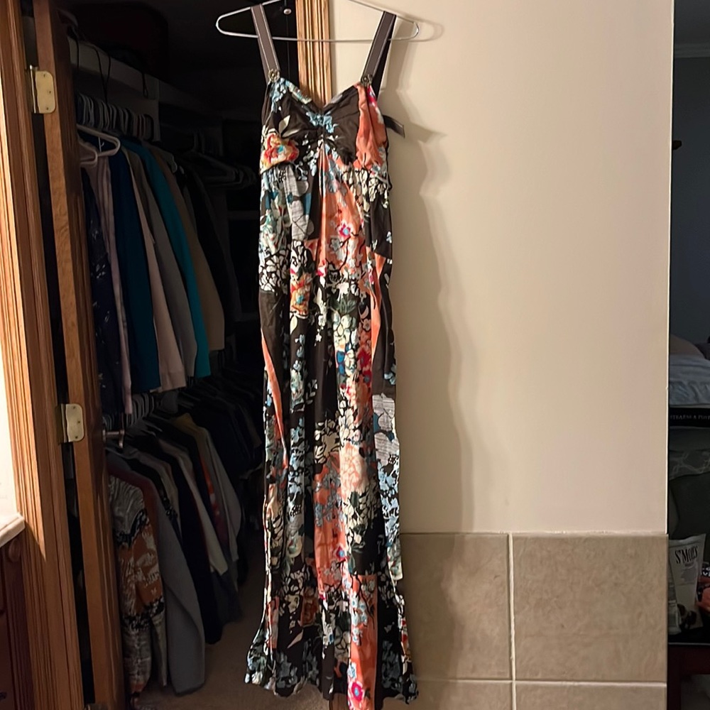 Super Cute FIRE Los Angeles Dress size XL